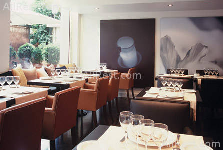 Hotel Gallery 16